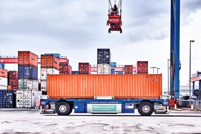 Bereitstellung von Regelleistung durch Batterien in automatisch gesteuerten Transportfahrzeugen am Container Terminal Altenwerder
